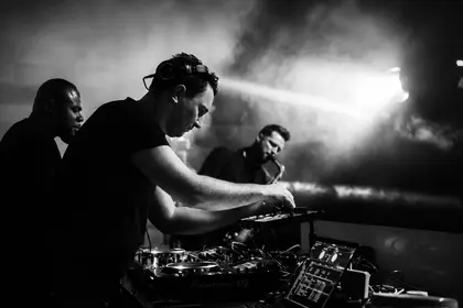 DJ LUVWAX photo 5