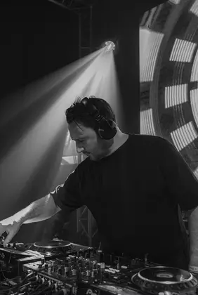 DJ LUVWAX photo 24